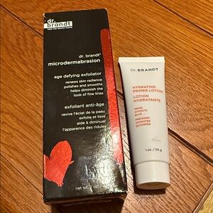 Dr. Brandt Microdermabrasion Age- Defying Exfoliater